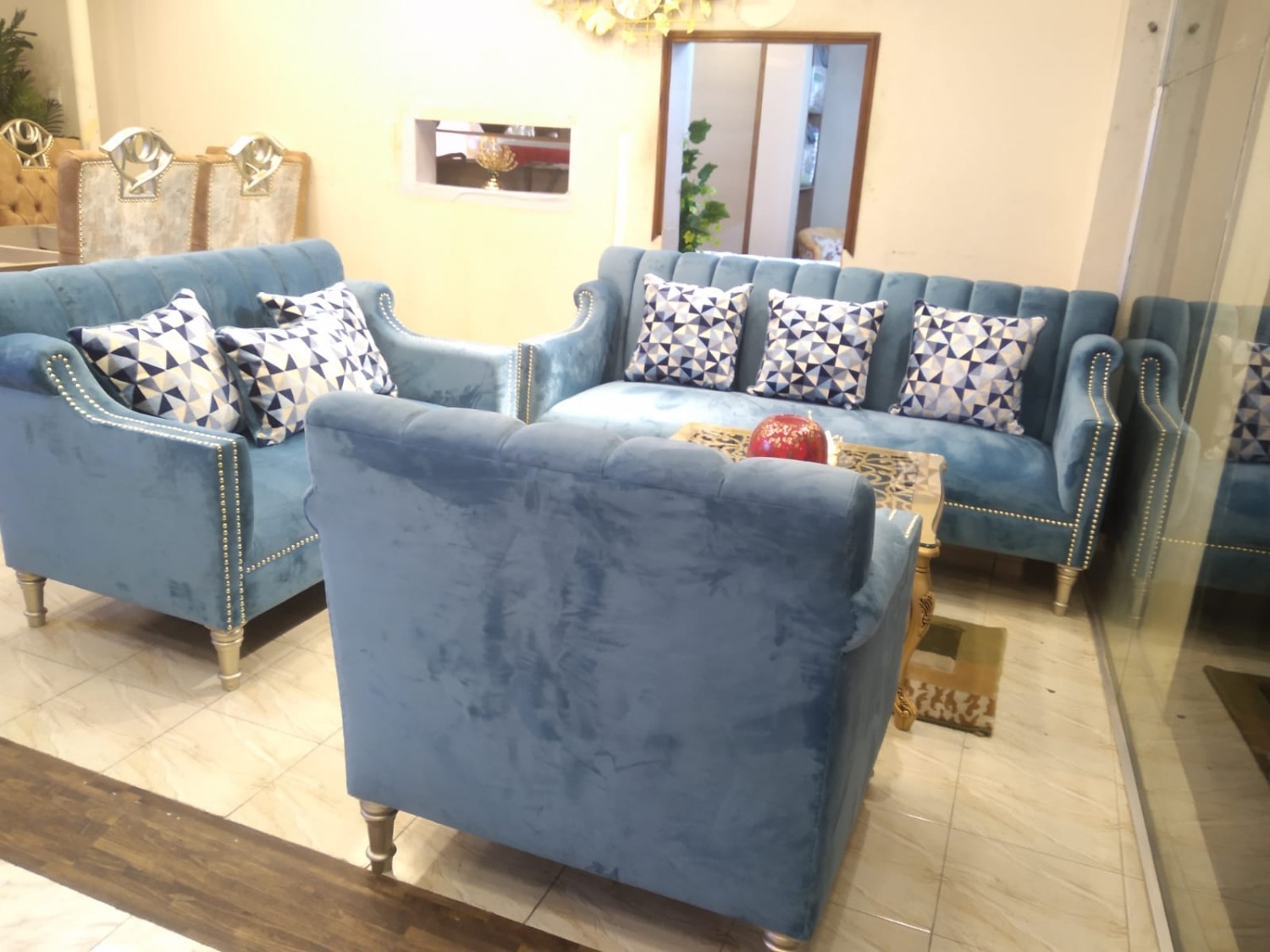 CUSTOMIZED SOFA MF-1004